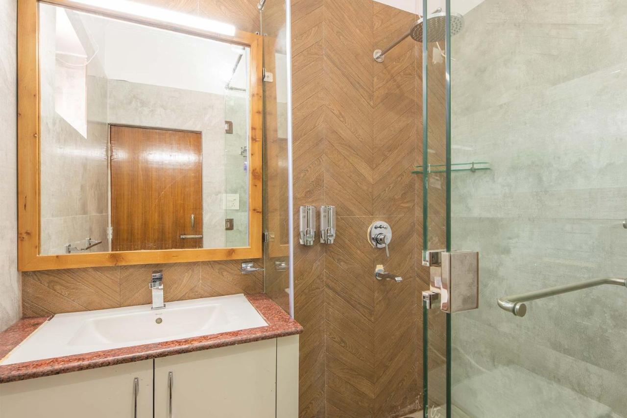 Stayvista At Silveroaks Cottage เดห์ราดุน ภายนอก รูปภาพ