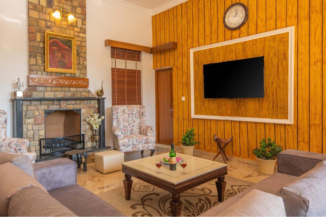 Stayvista At Silveroaks Cottage เดห์ราดุน ภายนอก รูปภาพ