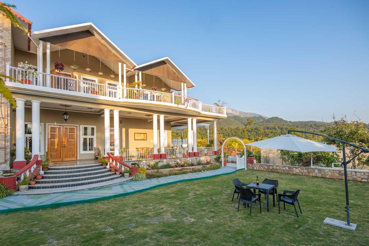 Stayvista At Silveroaks Cottage เดห์ราดุน ภายนอก รูปภาพ