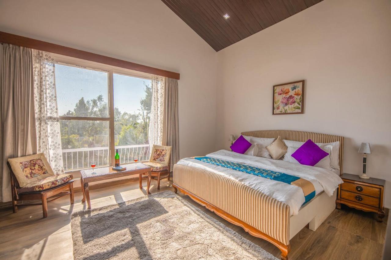 Stayvista At Silveroaks Cottage เดห์ราดุน ภายนอก รูปภาพ