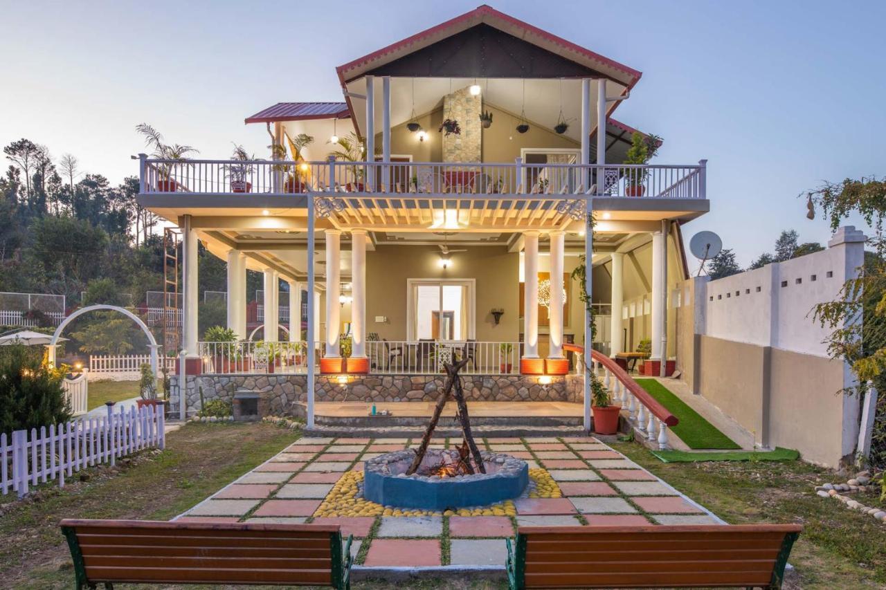Stayvista At Silveroaks Cottage เดห์ราดุน ภายนอก รูปภาพ